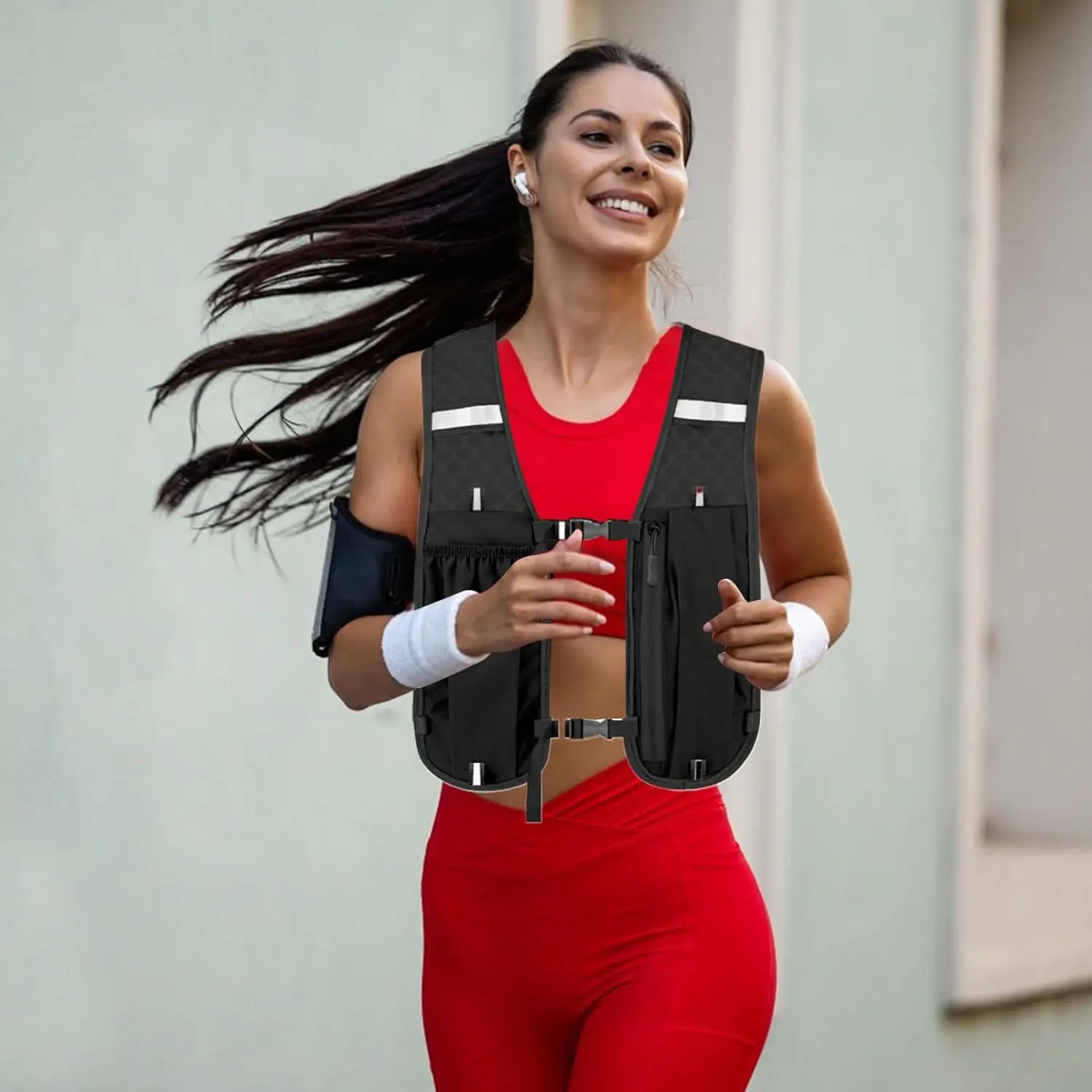 Uniwersalny, wodoodporny, oddy – Running Gear recenzja i cena
